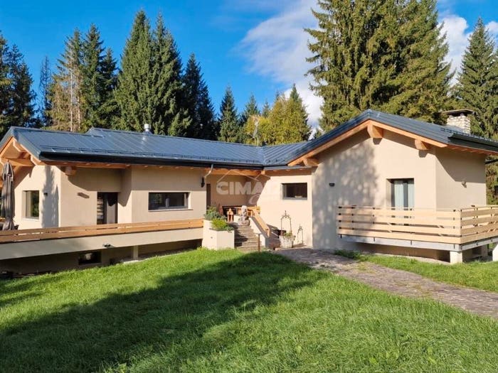 Casa con 5 locali in vendita in Via Colle del Gastagh, Centro, Gallio