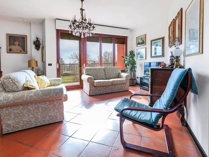 Appartamento trilocale in vendita in Via Tevere, Centro, Lainate