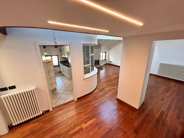 Casa quadrilocale in vendita in Gemona Deciani, Udine