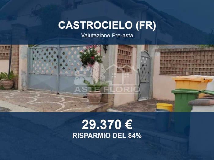 Appartamento con 5 locali in vendita in Via Grotta Scacciamosca, Centro, Castrocielo