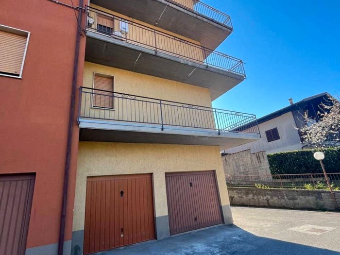 Appartamento trilocale in vendita in Via Calizzano, Centro, Garessio