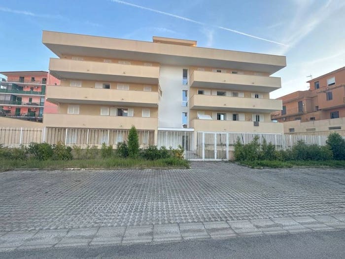 Appartamento quadrilocale in vendita in Via Ferdinando Magellano, Melito di Napoli