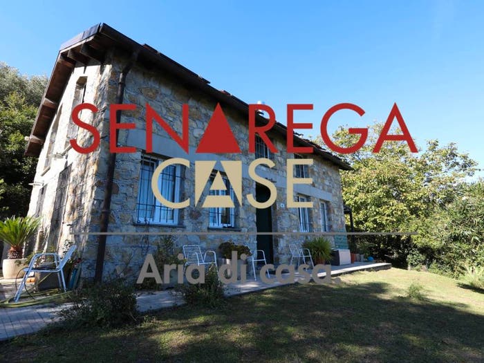 Casa con 6 locali in vendita in Via delle Banchelle, Molassana, Genova