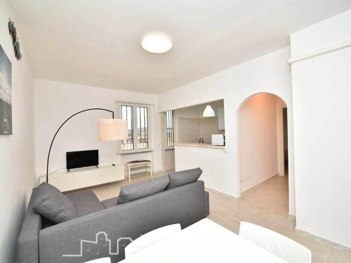 Appartamento trilocale in vendita in Via Genova SNC, Centro Storico, Olbia