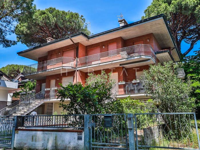 Casa con 5 locali in vendita in Via Michelangelo Buonarroti, Milano Marittima, Cervia
