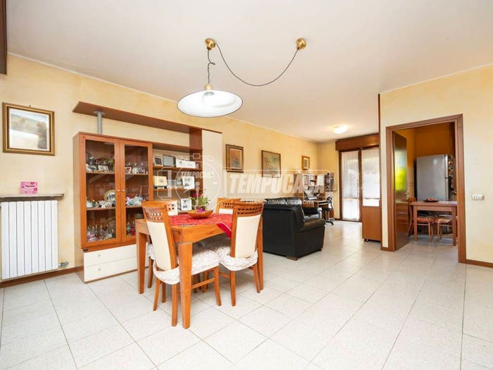 Casa quadrilocale in vendita in Via Caravaggio, Bussero