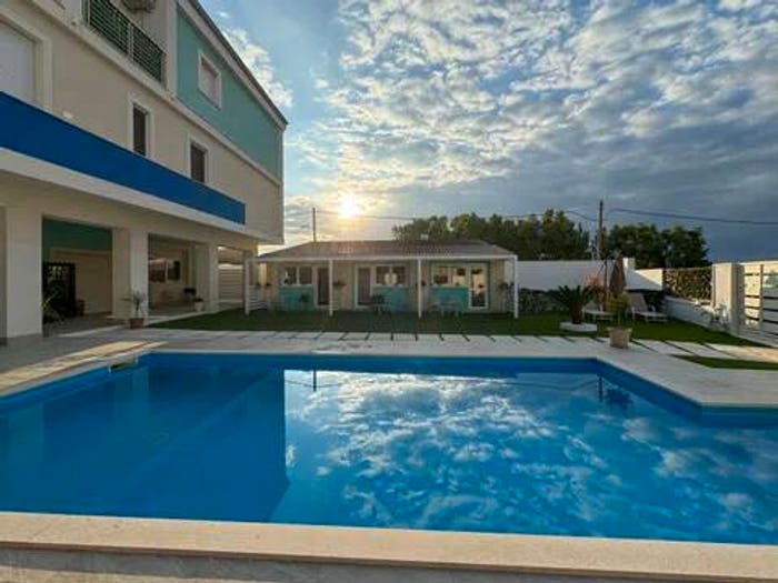 Appartamento trilocale in vendita in Via Vurghe, Cirò Marina