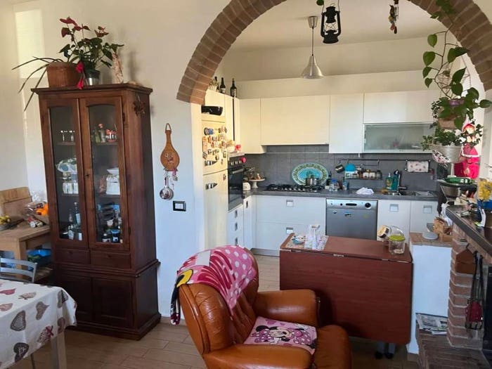 Casa con 6 locali in vendita in Cà Gallo, Montecalvo in Foglia
