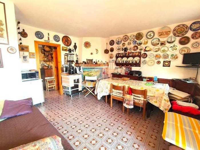 Casa con 5 locali in vendita in Via Antonio Arquati, Filettino
