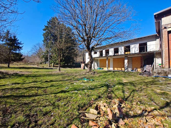Casa con 6 locali in vendita in Via Paraviso, Alta Valle Intelvi
