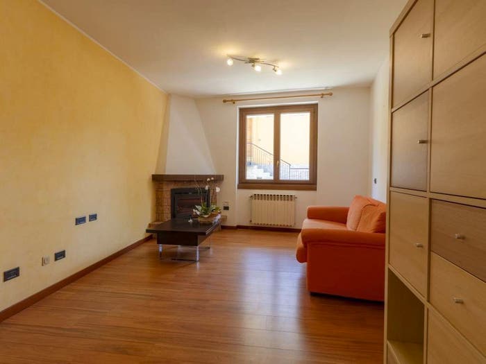 Appartamento bilocale in vendita in Via San Martino B, Centro, Mandello del Lario