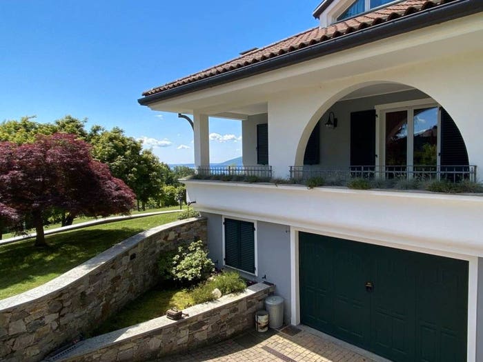 Casa con 6 locali in vendita in Via Meschiavino, Arizzano
