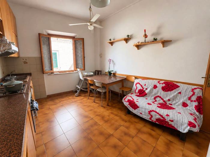 Appartamento quadrilocale in vendita in Via del Gelsomino, Centro Storico, Empoli