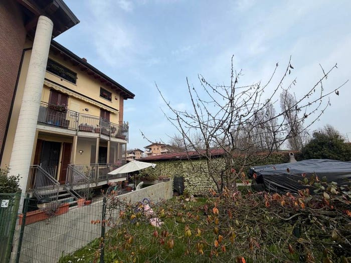 Casa quadrilocale in vendita in Via Paolo Borsellino, Centro, Landriano
