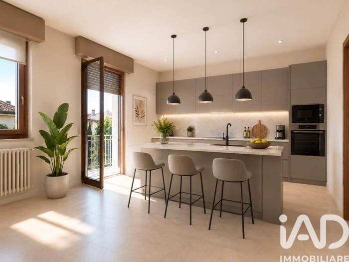 Casa con 6 locali in vendita in Via Malocco, Lonato, Lonato del Garda