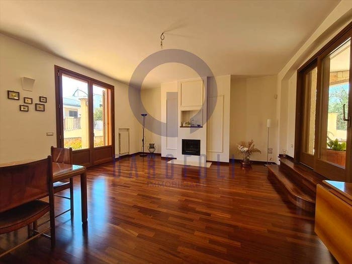Casa con 6 locali in vendita in via Bovio, Bisceglie