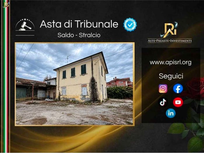 Appartamento con 5 locali in vendita in Via Quercioli, Puliche Rinchiostra Quercioli Cinque Vie, Massa