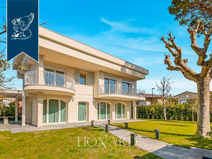 Casa con 6 locali in vendita in Caranna, Forte dei Marmi