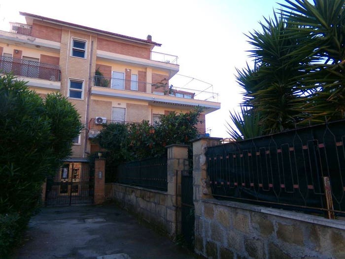 Appartamento trilocale in vendita in Viale Stella Marina, Lavinio Mare, Anzio