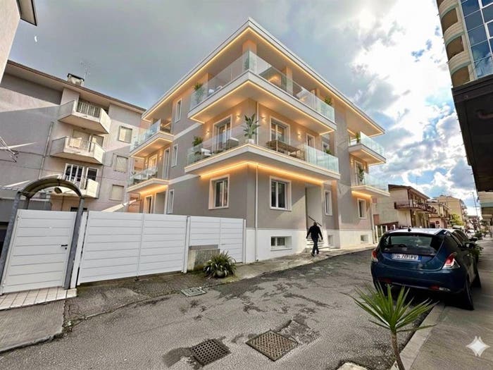Appartamento con 5 locali in vendita in Sottomarina, Chioggia