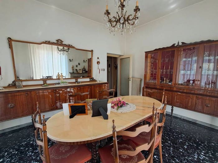 Appartamento con 6 locali in vendita in via Delle zeppelle, Ascoli Piceno