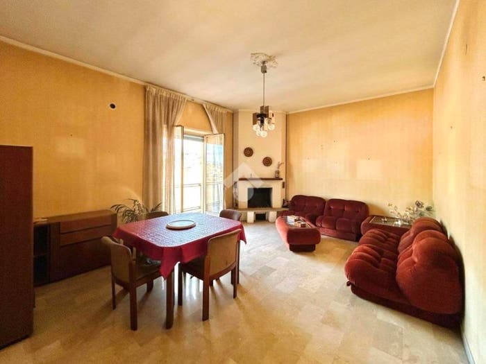 Appartamento con 5 locali in vendita in Via Monte Baldo, Centro Storico, Cosenza