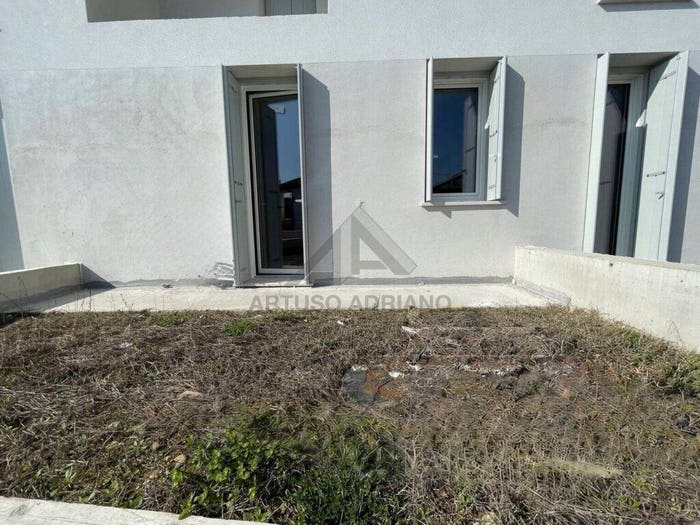 Appartamento trilocale in vendita in Via Portile, San Zeno San Giuseppe, Cassola