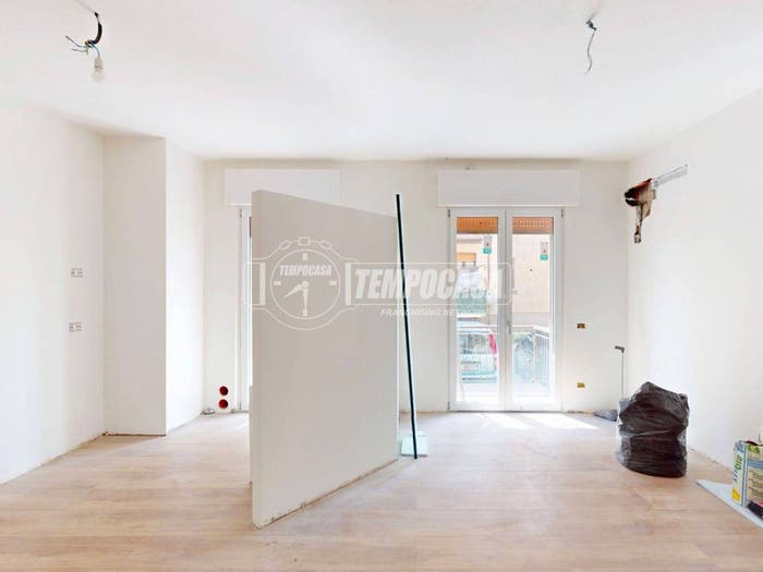 Appartamento bilocale in vendita in Via Alessandro Manzoni, Centro, Paullo