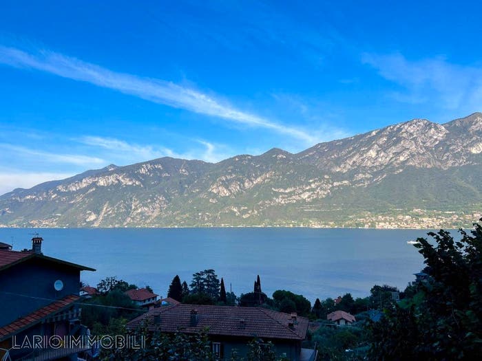 Appartamento trilocale in vendita in Via Contessa Ermelinda, Limonta, Oliveto Lario