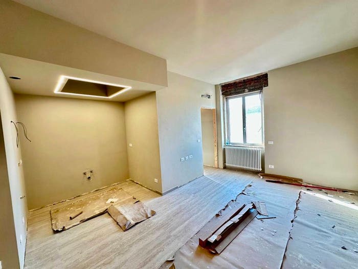 Appartamento quadrilocale in vendita in Piazza Giovanni Antonelli, Campo di Marte, Firenze