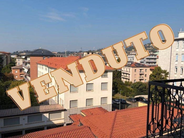 Appartamento monolocale in vendita in Via Sant'antonino, Centro, Bergamo