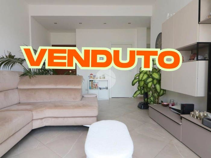 Appartamento trilocale in vendita in Via Luigi Capuana, Stellanda Castellazzo, Rho