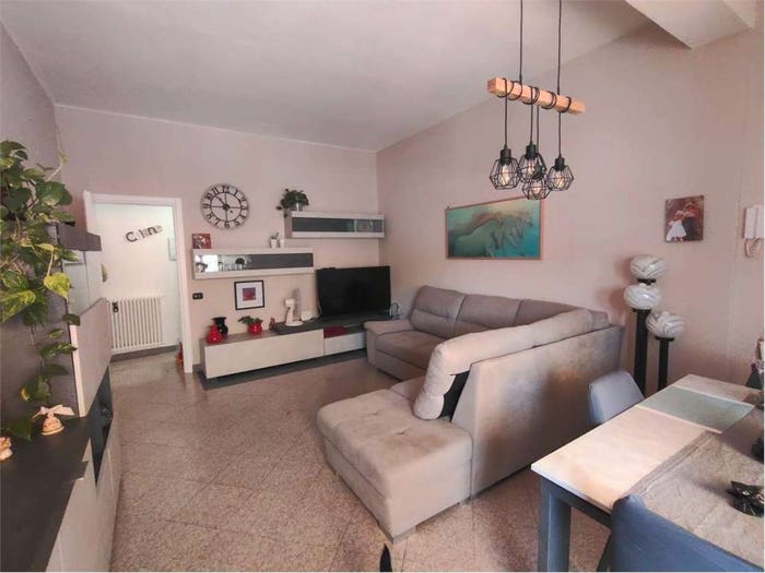 Casa con 6 locali in vendita in via isola alta, Casano Dogana Isola, Luni