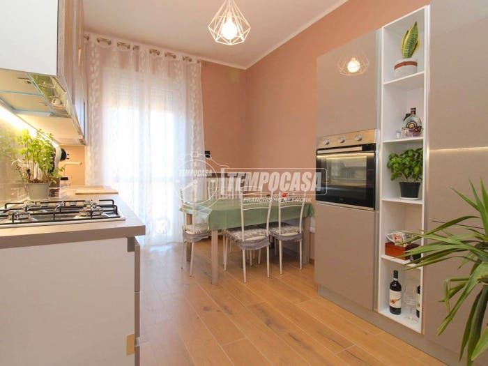 Appartamento quadrilocale in vendita in Via Pietro Delvecchio, Altipiano, Mondovì