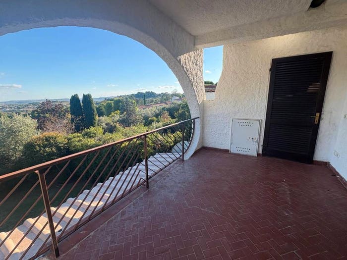 Appartamento quadrilocale in vendita in Via dei Garofani, Villaggio Taunus, Numana