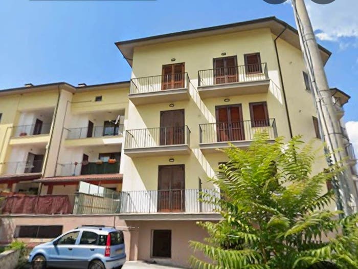 Appartamento trilocale in affitto in Via della Mainetta, Coppito Preturo, L'Aquila