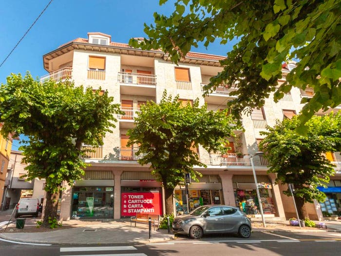 Appartamento con 5 locali in vendita in Via Del Circolino, Centro, Cislago