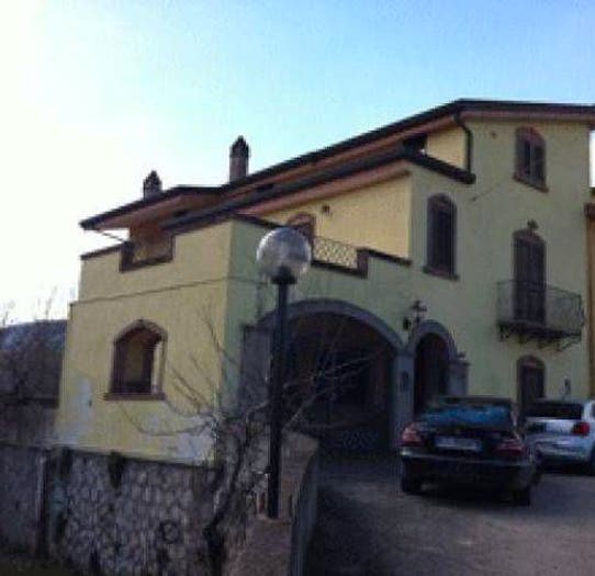 Casa con 5 locali in vendita in Siata, Centro, Caiazzo