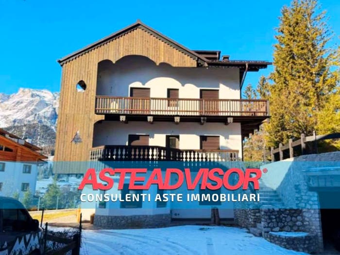 Appartamento quadrilocale in vendita in Località Cianderies Via Cantore, Centro, Cortina d'Ampezzo