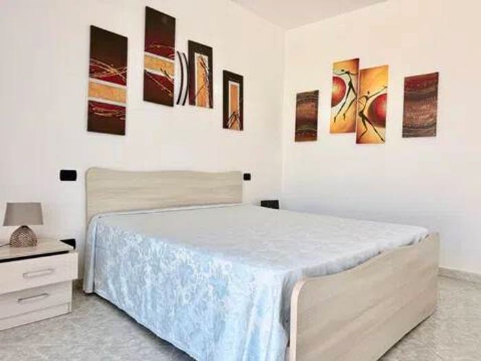 Appartamento con 6 locali in vendita in Largo Parco Delle Rimembranze No Number, Centro, Veglie