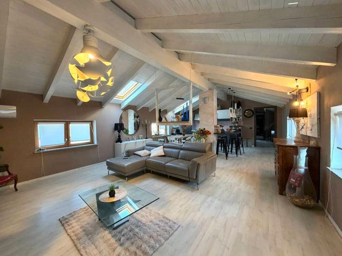 Casa con 6 locali in vendita in Spalto vittorio veneto, Castellazzo Bormida