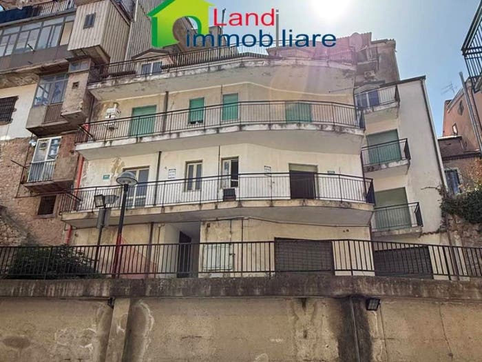 Appartamento con 5 locali in vendita in Via xx settembre, Centro, Roccadaspide