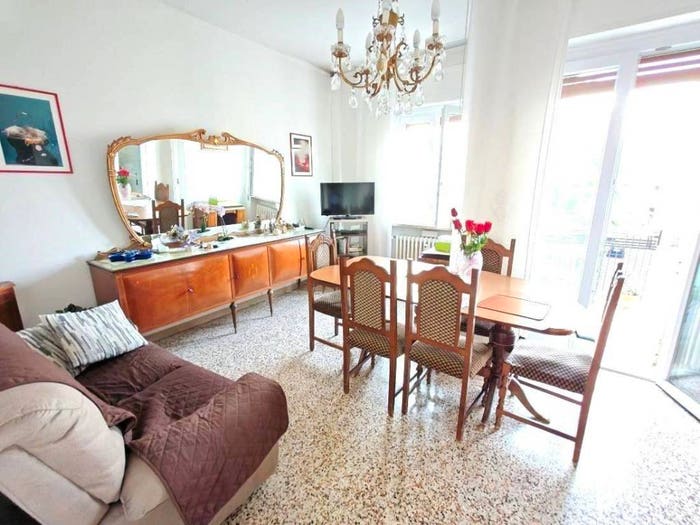 Appartamento quadrilocale in vendita in Via Monzambano, Santa Lucia Golosine, Verona