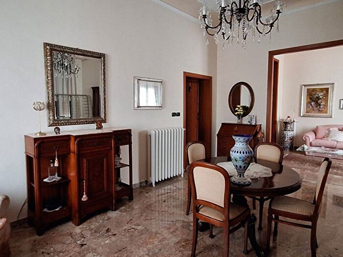Appartamento quadrilocale in vendita in Adriatico, Ancona