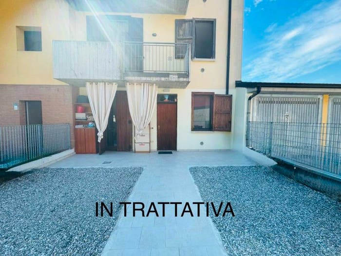 Appartamento trilocale in vendita in via Kennedy n, Viadana, Calvisano