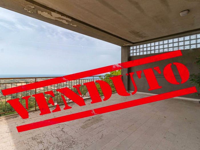 Appartamento trilocale in vendita in Via delle Mura, Acquaviva Picena