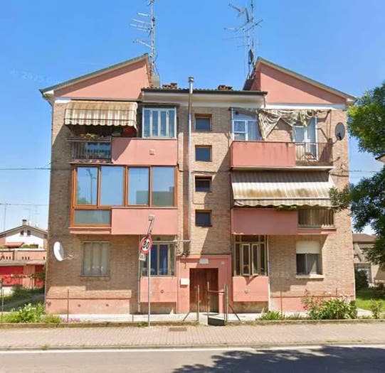Appartamento quadrilocale in vendita in via Bentivoglio, Padova Barco, Ferrara