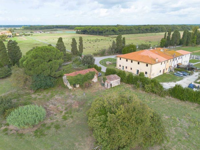 Casa con 6 locali in vendita in Via Palazzi, Coltano Le Rene, Pisa