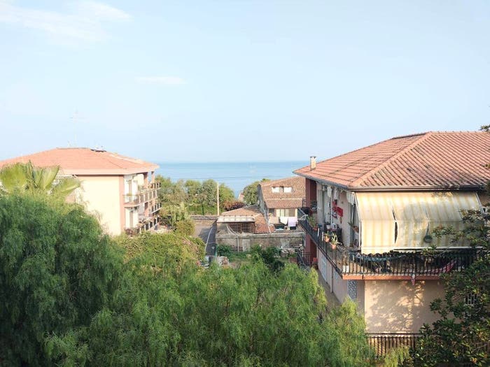 Appartamento quadrilocale in vendita in Via Livorno, Aci Trezza, Aci Castello
