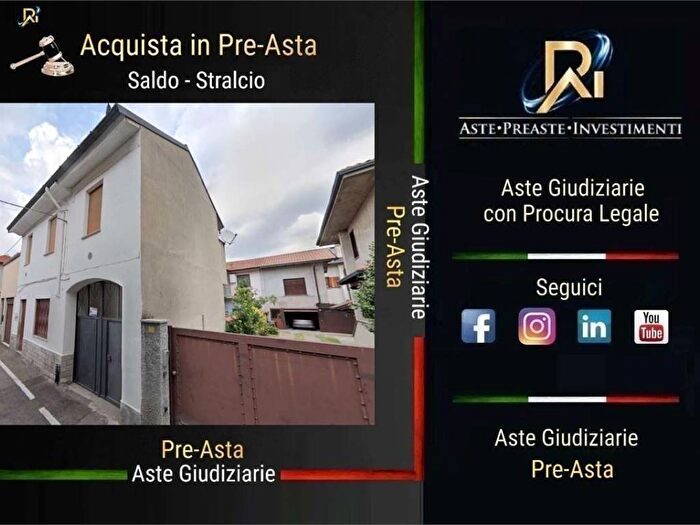 Appartamento trilocale in vendita in Via Giuseppe Giannini, Centro, Parabiago